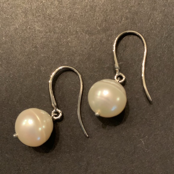 Honora Pierced Earrings - Picture 2 of 2